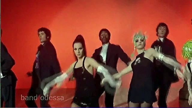 Варвара жарит кур. BAND ODESSA