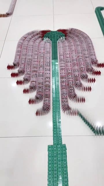 Принцип домино плюс карты.