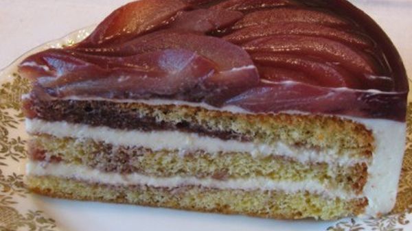 Торт с винными грушами