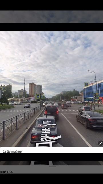 Санкт-Петербург. 26.11.2025. Панорама Дачного проспекта у перекрестка с бульваром Новаторов