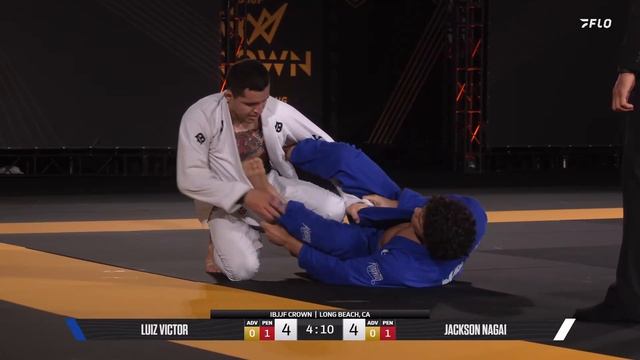 4F Luiz Victor vs Jackson Nagai  - Middleweight IBJJF  Crown 2025