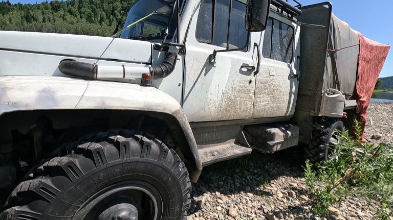 Газ 3308 25 07 2025 день на реке Томь