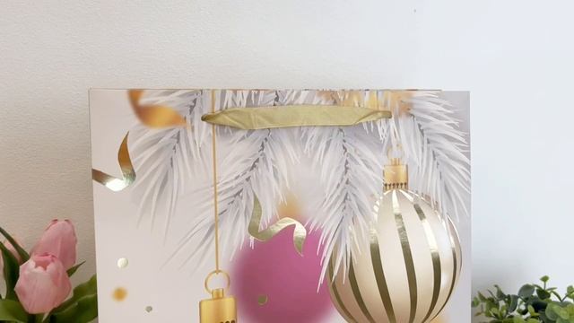 Подарочный пакет НОВОГОДНИЕ ШАРЫ 'ХАННИ', бумага, 42х30 см, XNA21042931-1