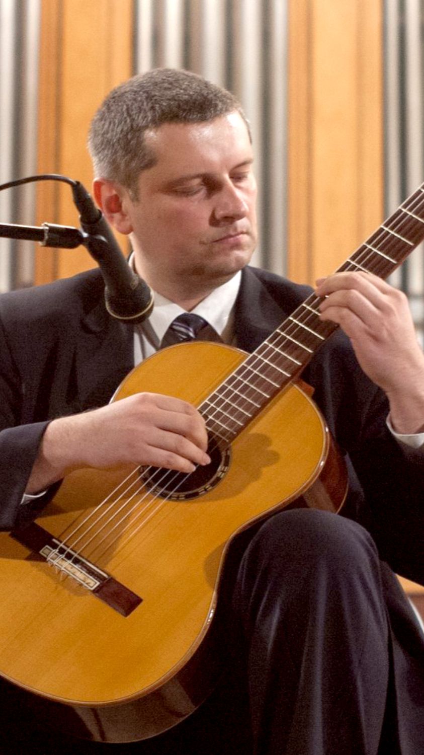 Юрий Стасюк "Плач гитары" для шестиструнной гитары (фрагменты)