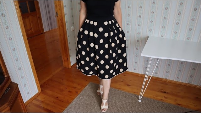 Эта юбка подходит на любой размер и сидит идеально. Фасон проще некуда, а шьётся всего за час