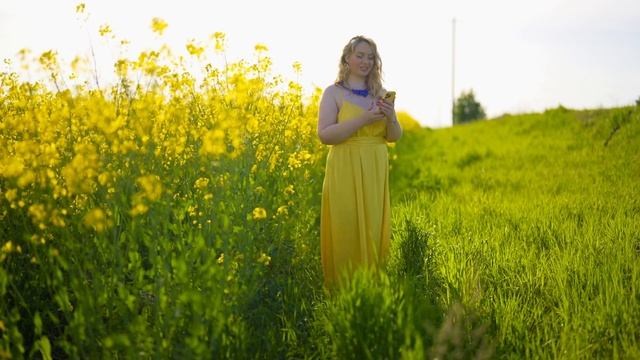 photo session in a flowering field