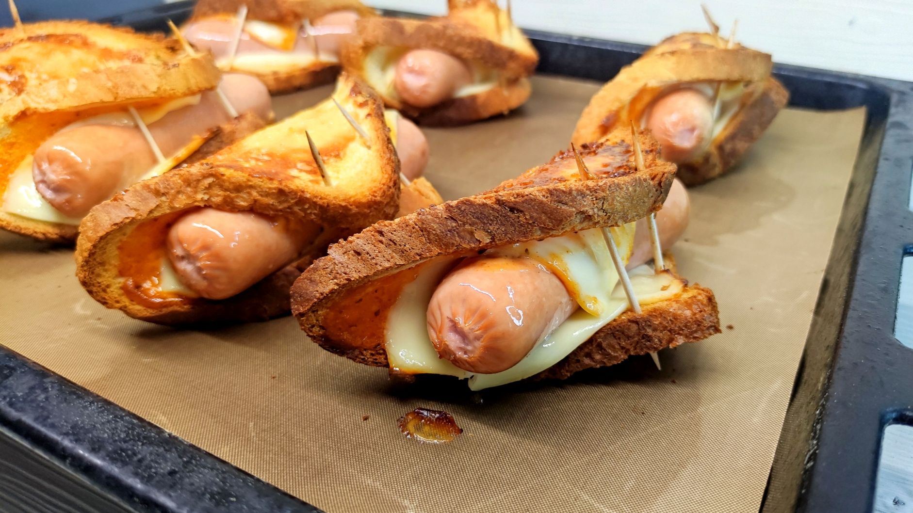 Рецепт простого завтрака. Ленивые хот-доги.