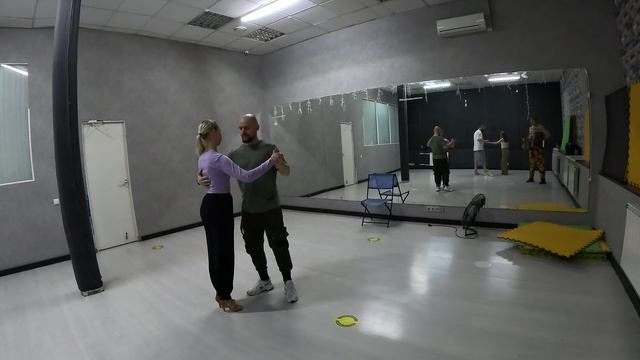 2025-11-29 Занятие 3 Суббота (3) ZOUK обучение Lera🐆LEO, GX011430