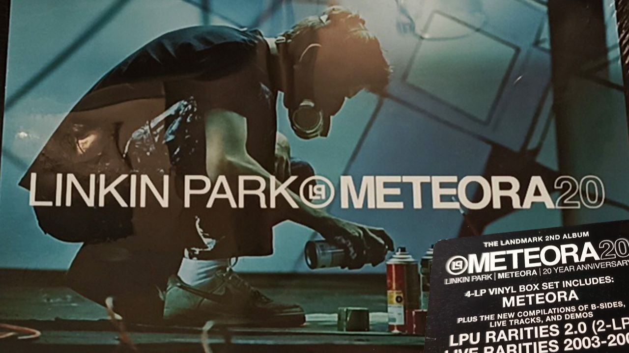 Распаковка бокс-сета Linkin Park "Meteora20" (4 виниловых пластинки)