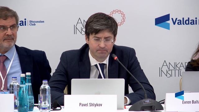 Turkey,Russia and the New Geopolitics of Eurasia. 2nd Session of the 16th Asian Conference (in Turk)