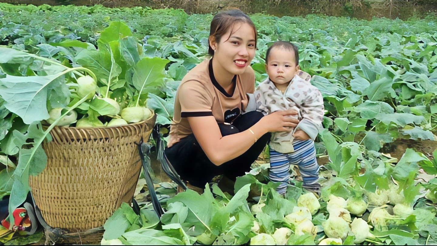 Дуонг. Мама поневоле. Собираю кольраби и продаю ее. Готовим еду вместе с дочкой. 6 серия