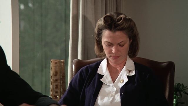 Я думаю, что он опасен (кф. Пролетая над гнездом кукушки)