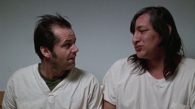 Что мы здесь делаем¿ (кф. Пролетая над гнездом кукушки)