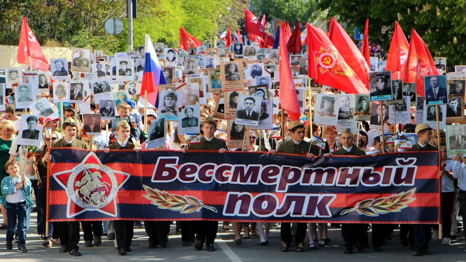 "Мне приснился сегодня дед" (Коренблит - Дормидонтов) из Вок. "Помним: вы победили и мы - победим!"