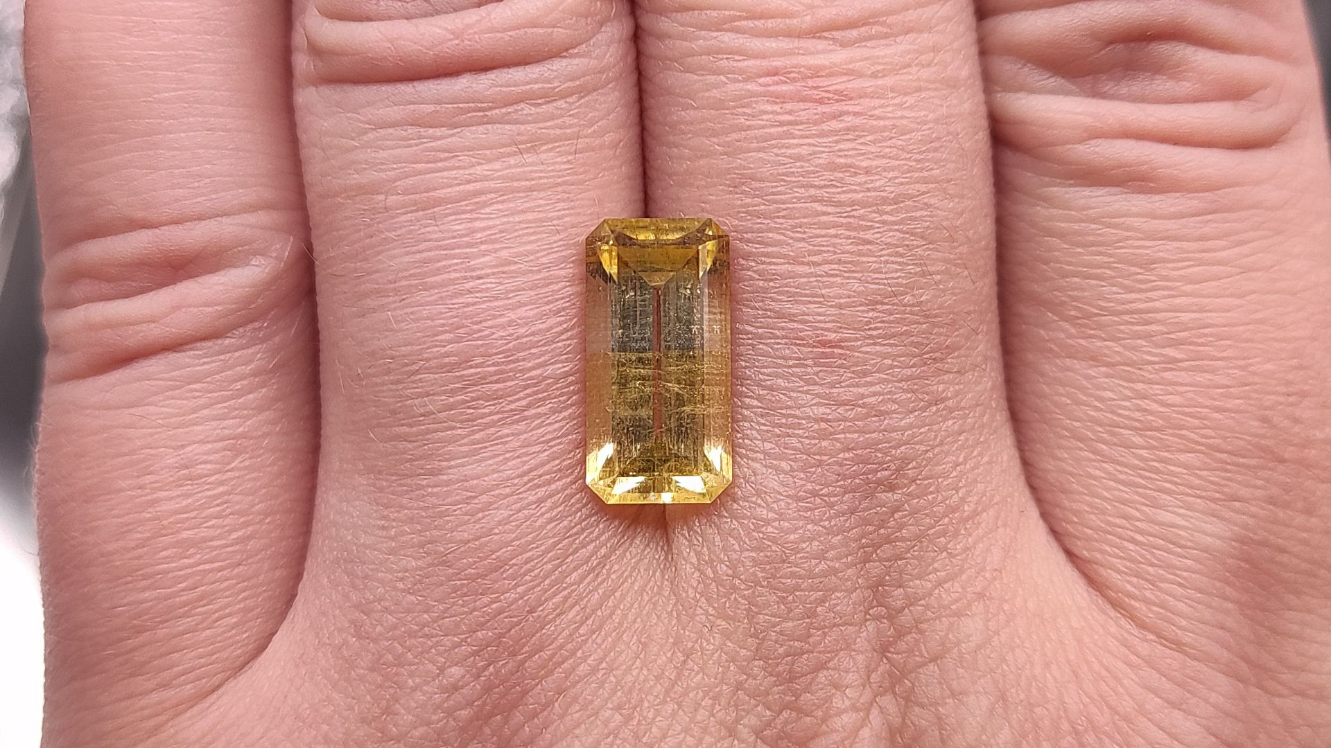 Гелиодор октагон, 4.80 ct. Забайкалье + гемм. заключение