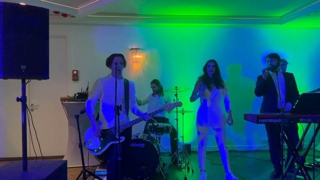 Конь. Выступление на корпоративе.