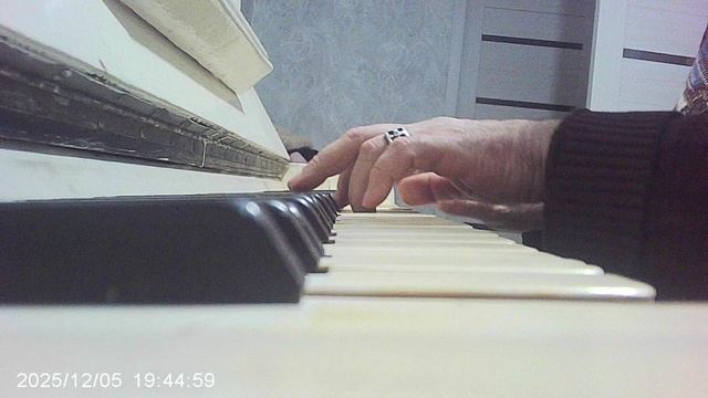 Пианино: "Как под горкой, под горой" - обработка автора канала