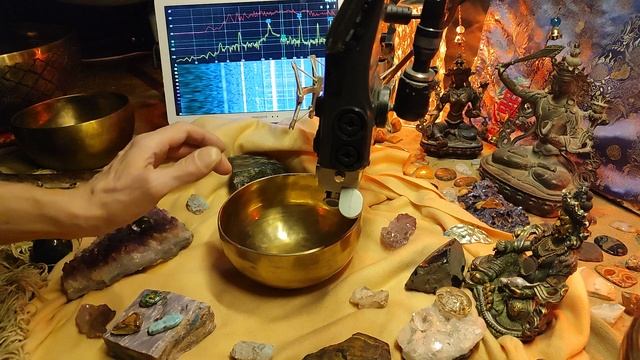 М 15.7 СМ  СОЛЬ 264 762 1406 ГЦ И 709 ГЦ  645ГР