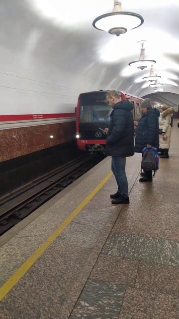 станция метро Площадь Восстания, Красная (Кировско-Выборгская) Линия, Ленинград (Санкт-Петербург)