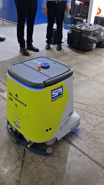 Технозарисовка №4 с выставки CleanExpo-2025г. (Москва). Новинки робототехники с Андреем ЛЭД.