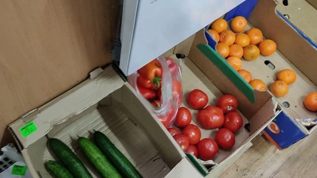 Что продают в деревенском магазине.