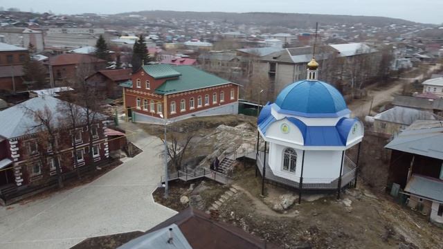 Красноуфимск,Часовня Иосифа Песнопевца (Песнописца) находится в центральной части города.