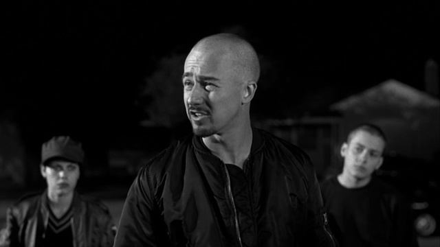 Они насилуют нашу страну (кф. Американская история X)