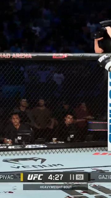 Спивак нокаутирует Газиева в UFC 5 #shorts #сергейспивак #шамильгазиев #спивакгазиев #ufc5