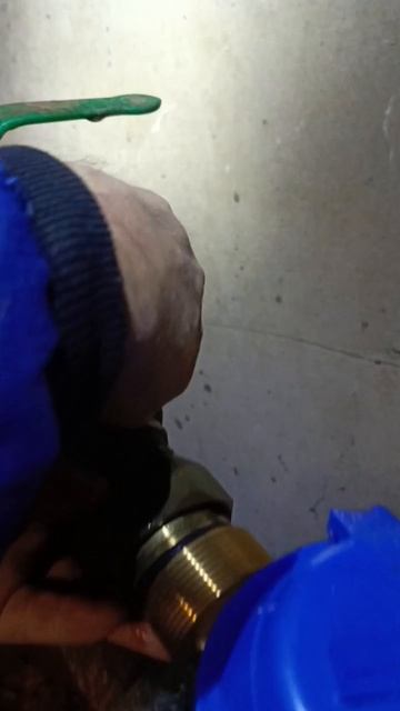 МЕНЯЕМ ПРИБОРЫ СРОК ИХ ПОДОШЁЛ.