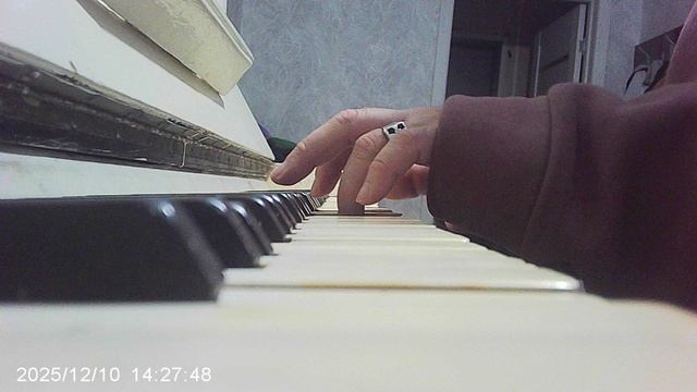 Пианино: народная "Во саду ли в огороде" в обработке автора канала