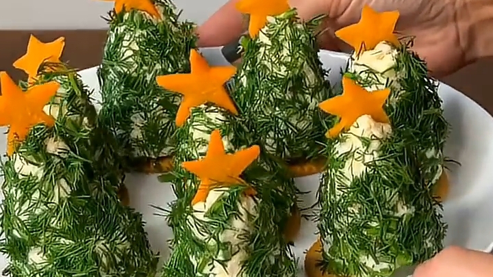 Закуска-салат на праздничный стол...🍢🎄😋