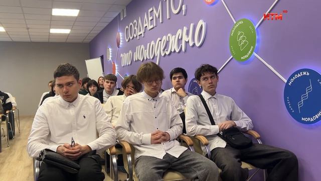 Студенты Саранского политехнического техникума встретились с ветераном Александром Яшкиным