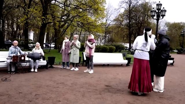 07 05 24Харинама в Екатерининском саду