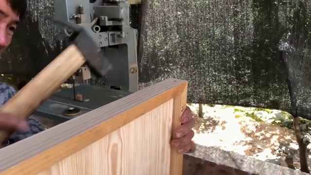 Как из поддонов создать многофункциональный деревянный столик для ноутбука с регулируемой высотой