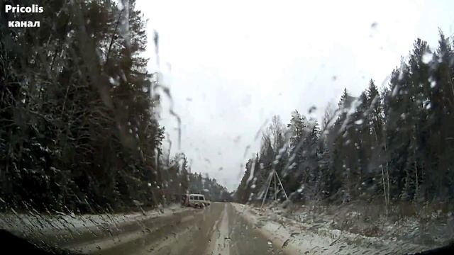 Газель пошла на обгон на трассе Симонцево - Стёпанцево