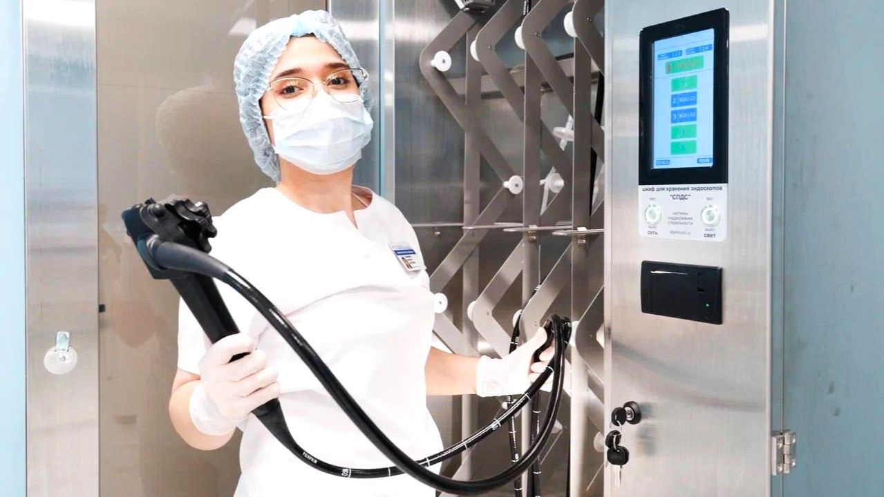 Более 1000 единиц техники получили медучреждения Югры