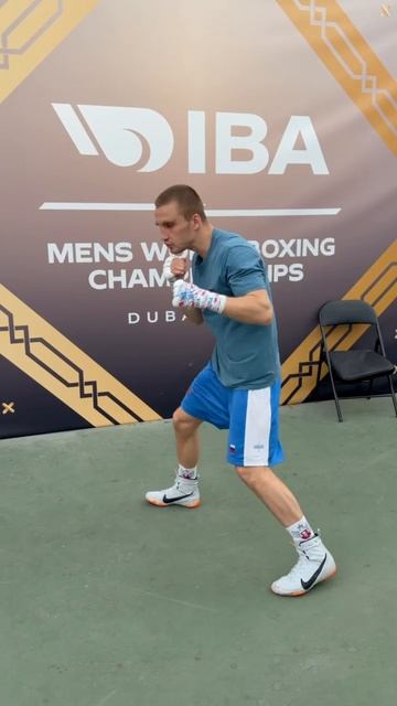 Студент СПбГУПТД Всеволод Шумков вышел в финал Чемпионата мира по боксу в Дубае