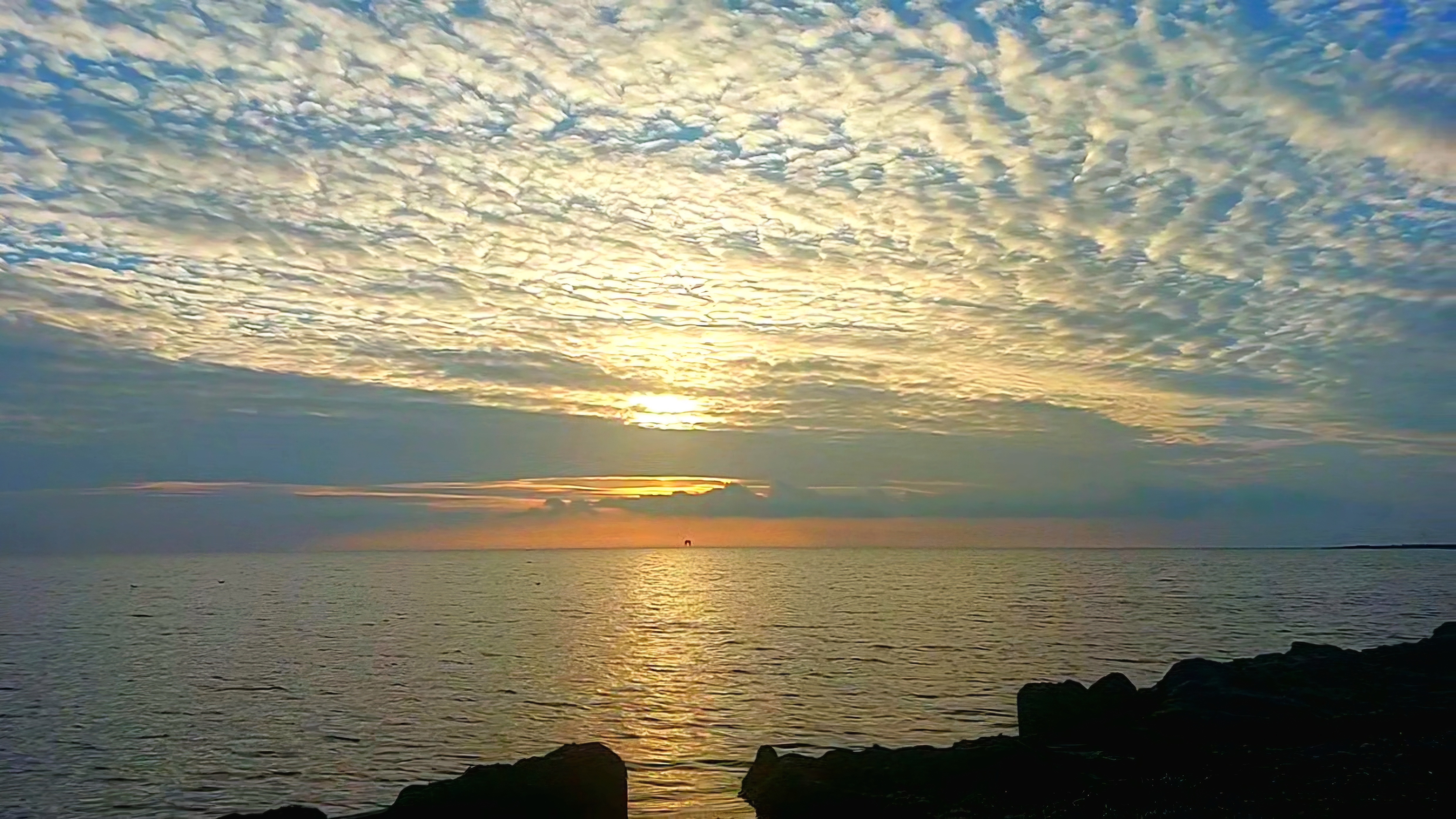 Ажур зимнего заката. Декабрь 2025