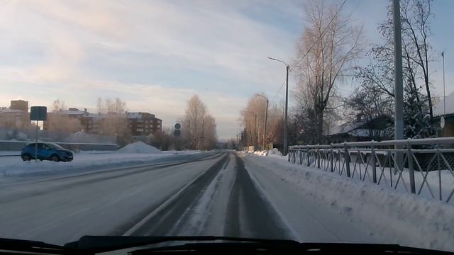 Прокатимся по нашему красивому зимнему городу.  исполнит.  Женя Тополь -Девочка  лето, девочка зима.