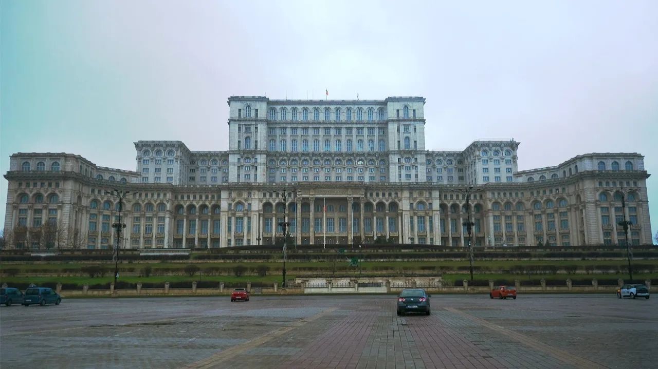 БУХАРЕСТ, РУМЫНИЯ. ПОЕЗДКА НА МАШИНЕ от А до Я. День второй. Я словно в сказке!