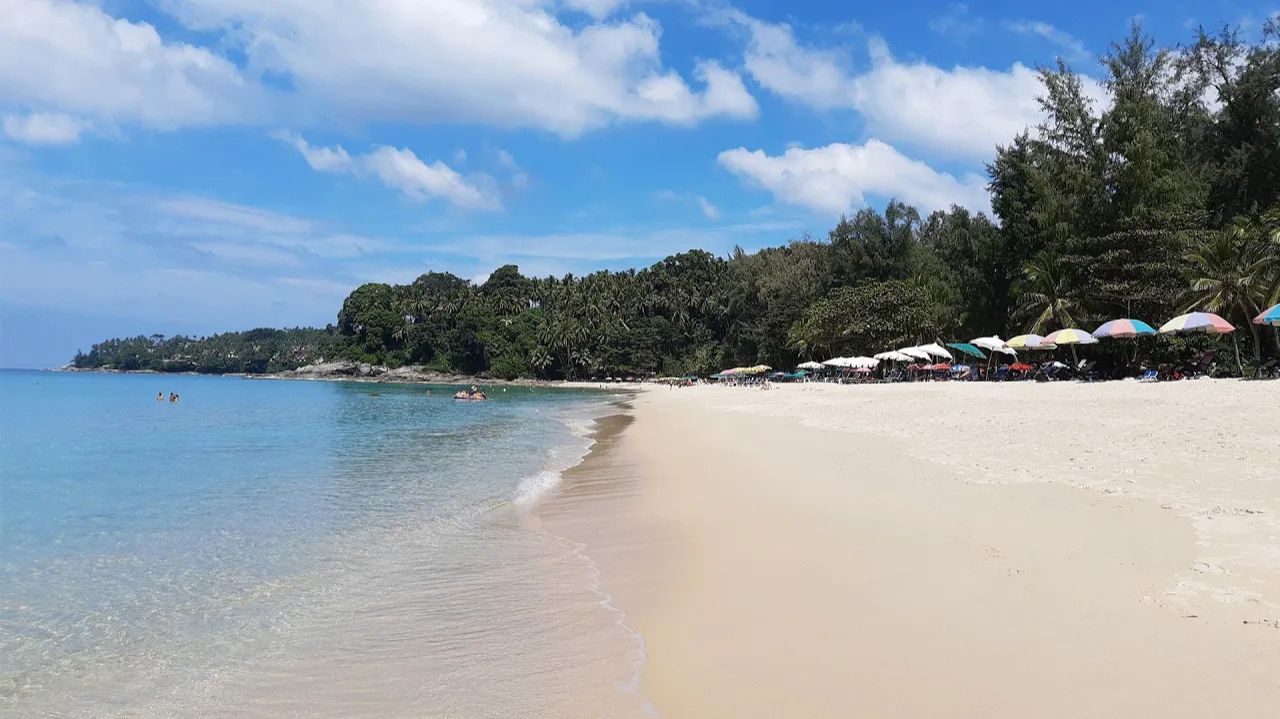 Уезжаю, но обещаю вернуться. Как полететь на зимовку в Таиланд и можно ли при этом сэкономить денег?