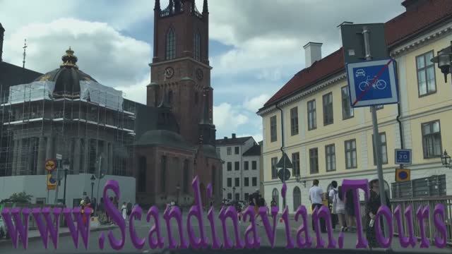 Стокгольм из Вольво Лето,  ( www.scandinavian.tours + 46700396965 Volvo XC90 )