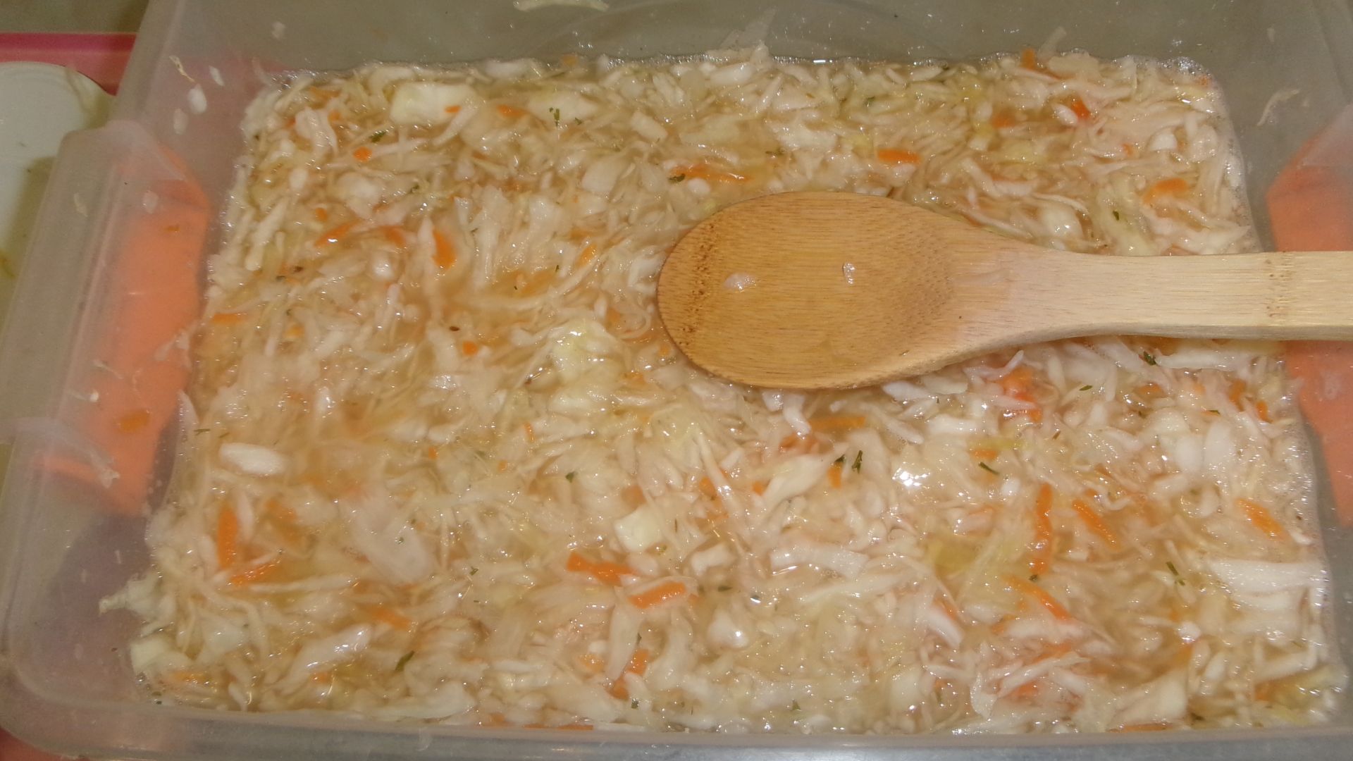 Новый рецепт. Как я квашу вкусную капусту. Попробуйте, не пожалеете. Кулинарим с Людмилой..