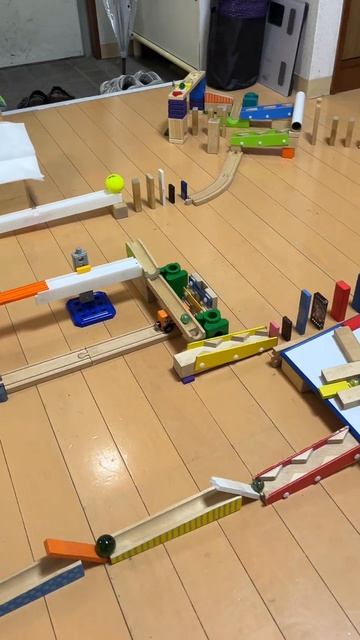 Цепная реакция и принцип домино