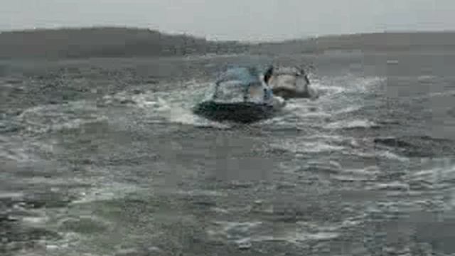 Возвращаемся на материк в 4-х бальный штом в конце августа 2010 г Видео-0004