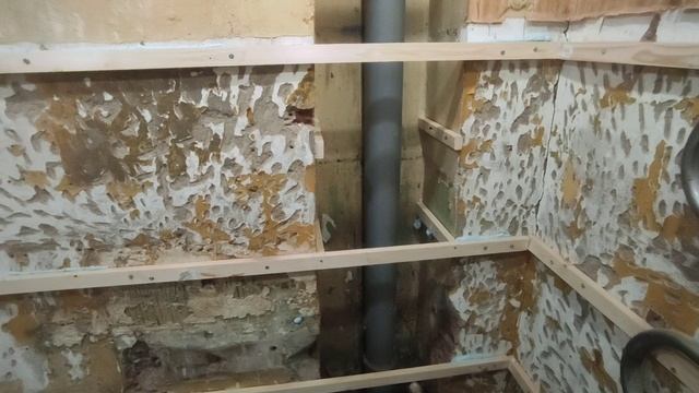 Как сделать РЕМОНТ из ПАНЕЛЕЙ ПВХ в ВАННОЙ КОМНАТЕ своими руками 😁👍