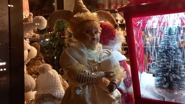 Подарки в цветочном магазине