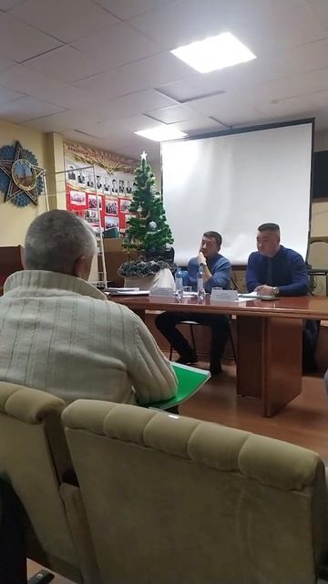 заставляют переголосовать спор продожается