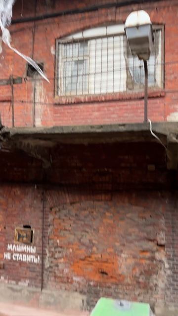 Разгрузка пеллетного котла в Сантк-Петербурге, отопление цеха