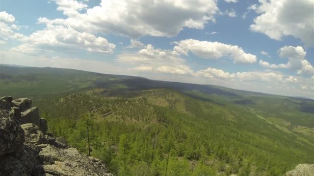 Восхождение на "Кадалинслие дворцы" в сезон паутов_перекус на вершине